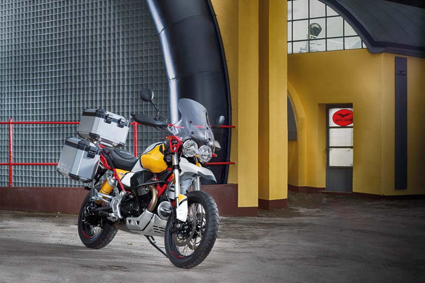 Flangia borsa serbatoio Moto Guzzi V85TT - KC34 Motorcycle