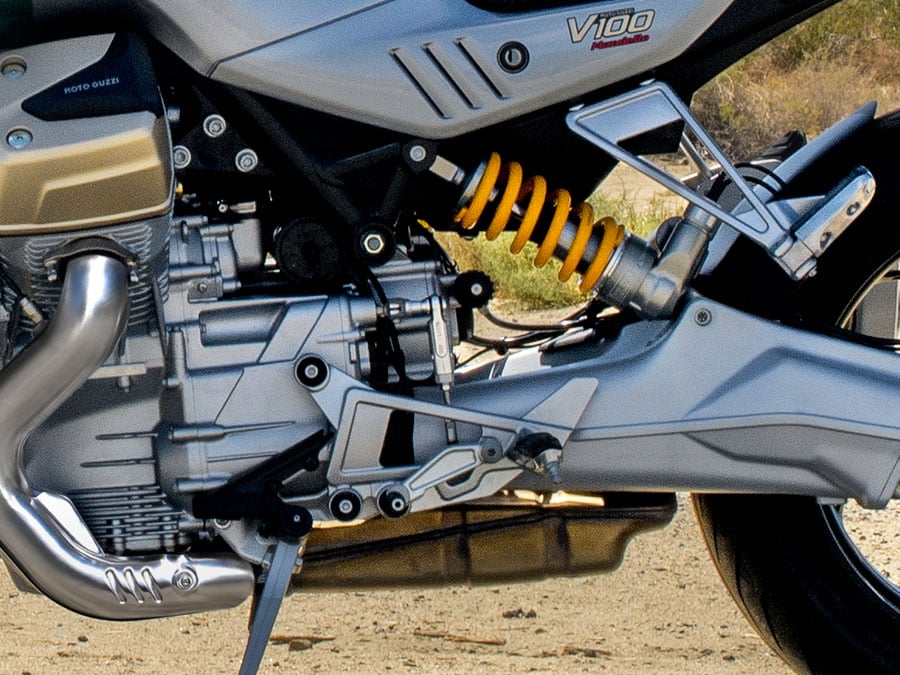 Moto Guzzi V100 Mandello Ushers in a New Era of Active Aeros - Asphalt &  Rubber